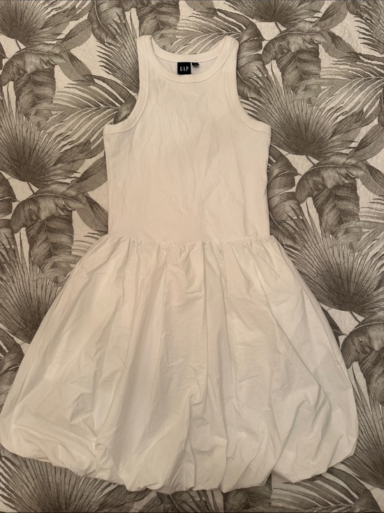 GAP Dresses & Skirts - GAP “tall” White Sleeveless Bubble Hem Dress